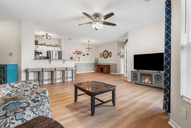 149 Saddlebrook Lane, 557, Florence, KY 41042