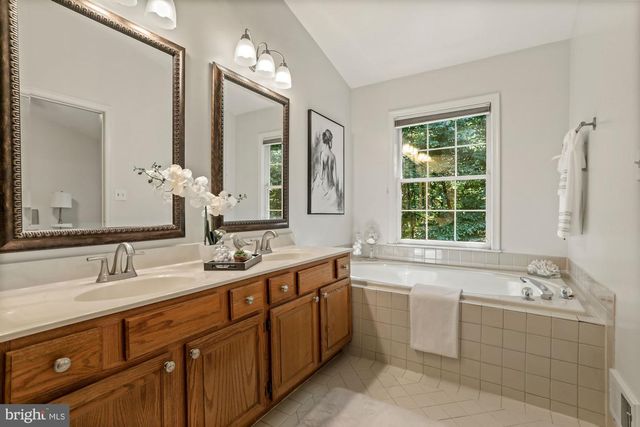 11280 FAIRWIND WAY, Reston, VA 20190