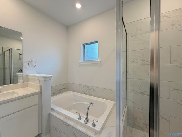 11017 Wayland Ridge Drive, Madison, AL 35756