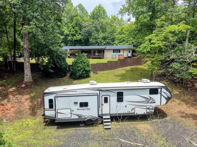 881 Aska Road, Blue Ridge, GA 30513
