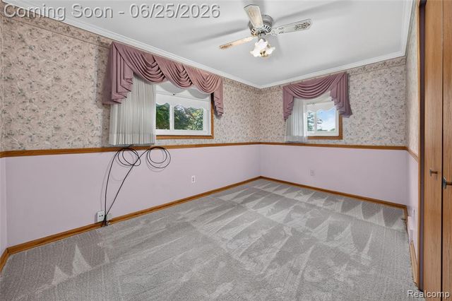 13818 Collins Drive, Warren, MI 48088