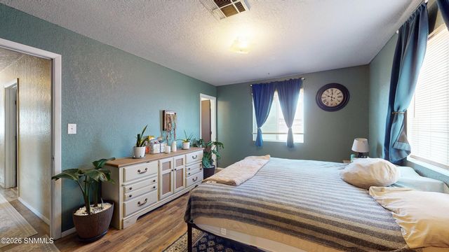 4623 Chamizal Road, Las Cruces, NM 88011