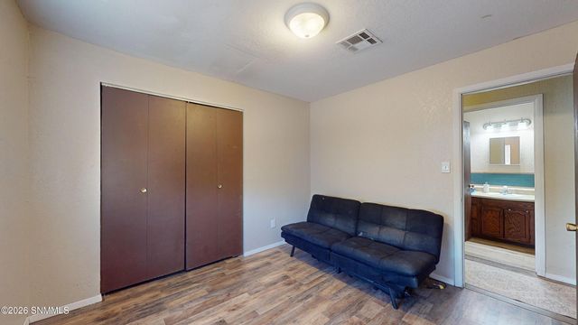 4623 Chamizal Road, Las Cruces, NM 88011