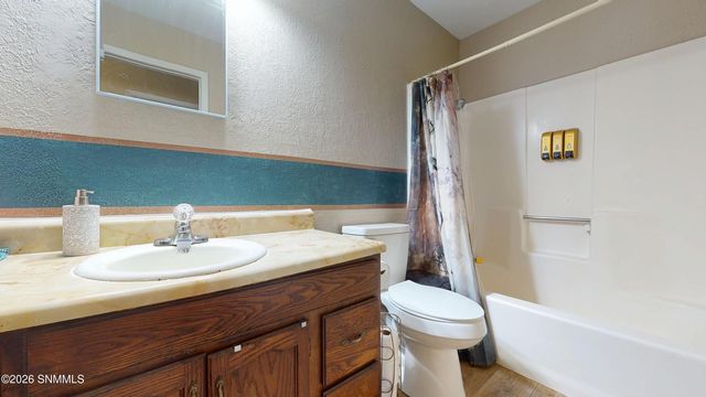 4623 Chamizal Road, Las Cruces, NM 88011