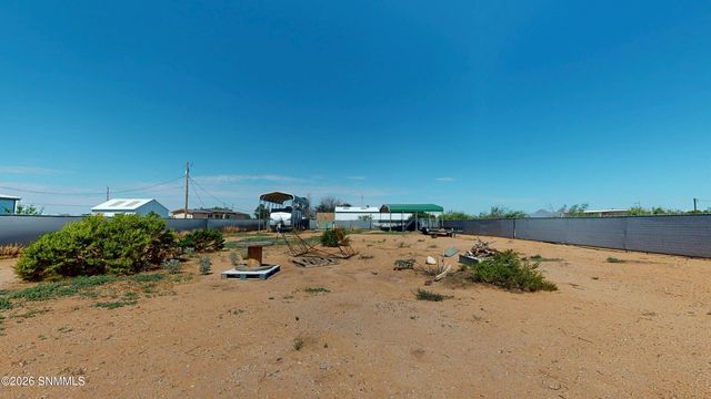 4623 Chamizal Road, Las Cruces, NM 88011