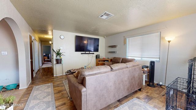 4623 Chamizal Road, Las Cruces, NM 88011