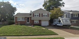 32 WINDING WAY, Stratford, NJ 08084