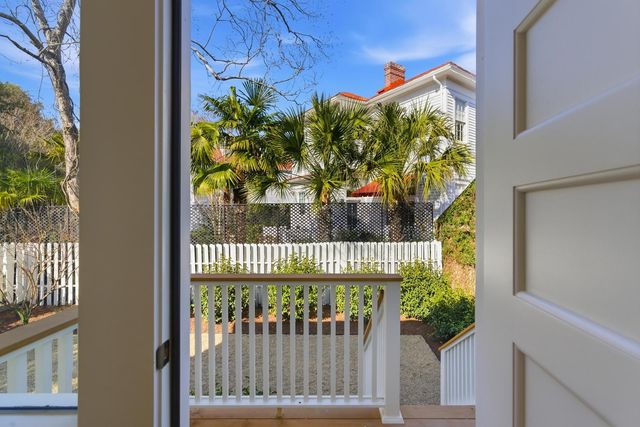 30 Gibbes Street, Charleston, SC 29401