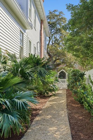 30 Gibbes Street, Charleston, SC 29401
