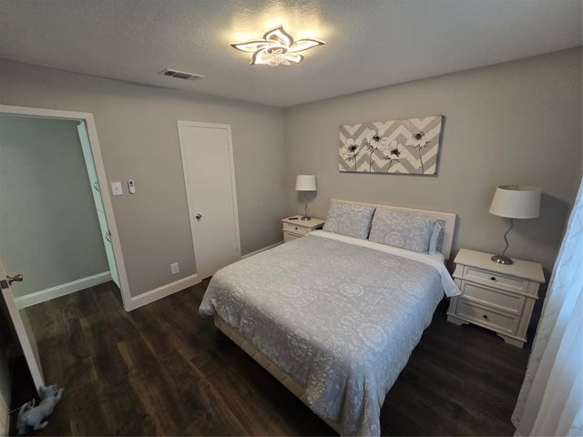 304 Salem Drive, Euless, TX 76039