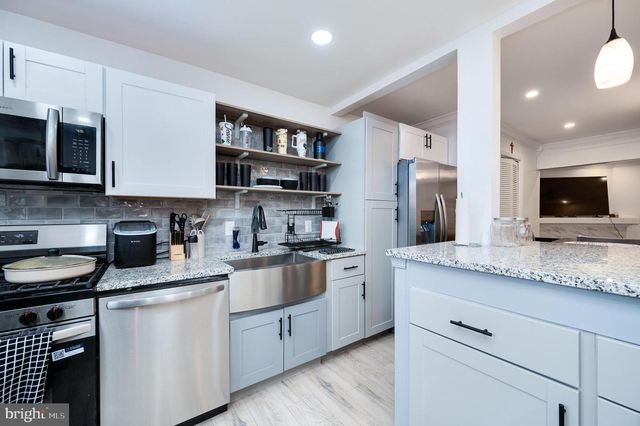 1258 FOX RUN, Reading, PA 19606