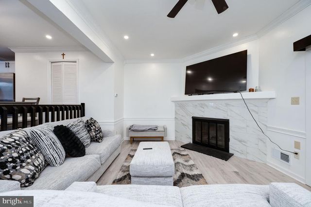 1258 FOX RUN, Reading, PA 19606