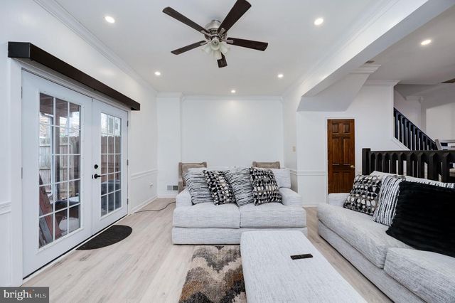 1258 FOX RUN, Reading, PA 19606