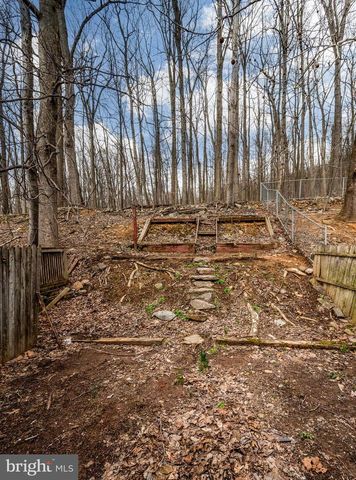 1258 FOX RUN, Reading, PA 19606