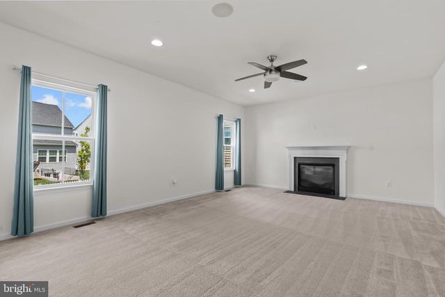 109 EMPEROR DR, Lake Frederick, VA 22630