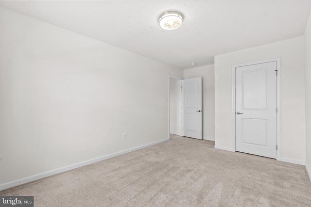 109 EMPEROR DR, Lake Frederick, VA 22630