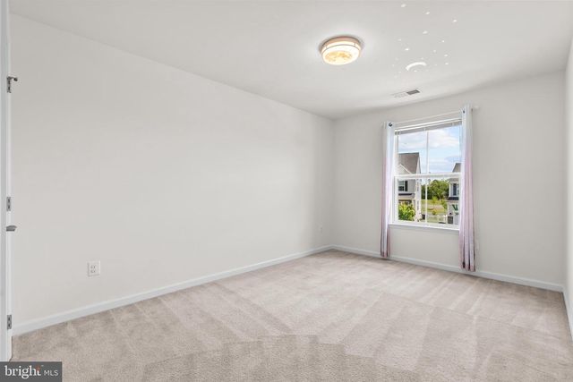 109 EMPEROR DR, Lake Frederick, VA 22630