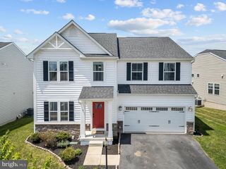 109 EMPEROR DR, Lake Frederick, VA 22630