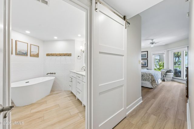 65 Ocean Ln Apt 103, Hilton Head Island, SC 29928