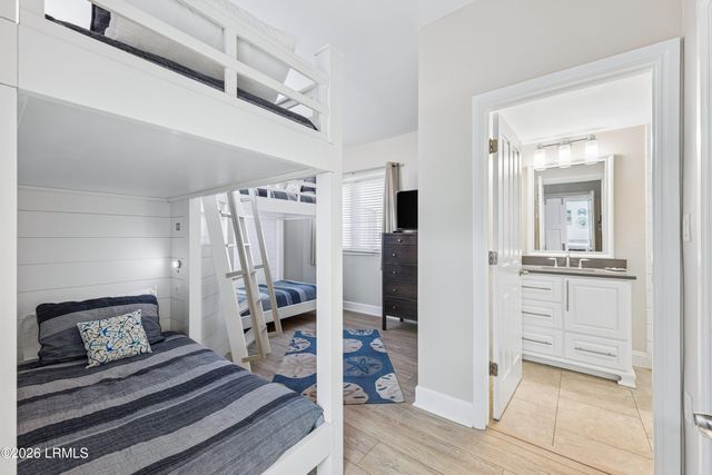 65 Ocean Ln Apt 103, Hilton Head Island, SC 29928