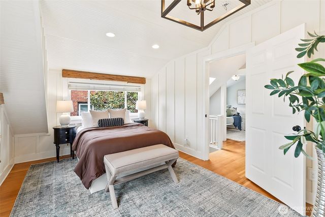 5761 35th Avenue NE, Seattle, WA 98105