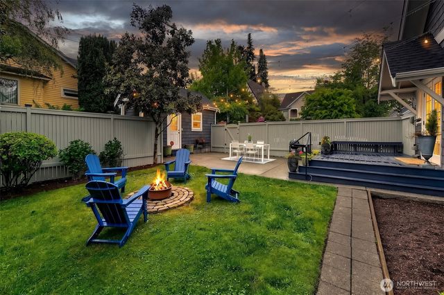 5761 35th Avenue NE, Seattle, WA 98105
