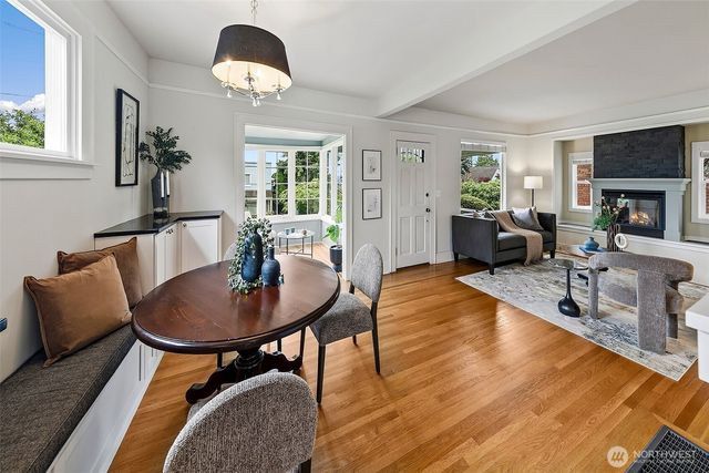 5761 35th Avenue NE, Seattle, WA 98105