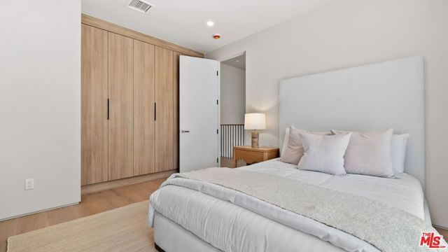 3153 Purdue Avenue, Los Angeles, CA 90066