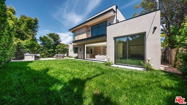 3153 Purdue Avenue, Los Angeles, CA 90066