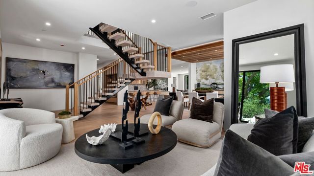 3153 Purdue Avenue, Los Angeles, CA 90066