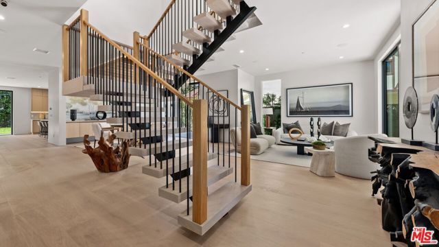 3153 Purdue Avenue, Los Angeles, CA 90066