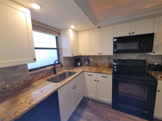 104 CAPRI ISLES BOULEVARD 103, Venice, FL 34292