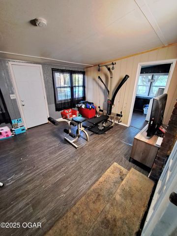 3224 W Junge Blvd Boulevard, Joplin, MO 64801