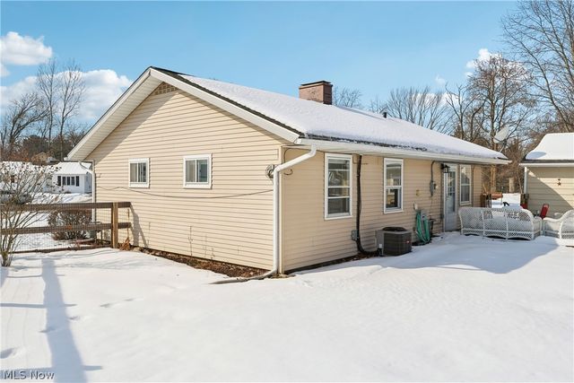 48 Gunnison Court, Medina, OH 44256