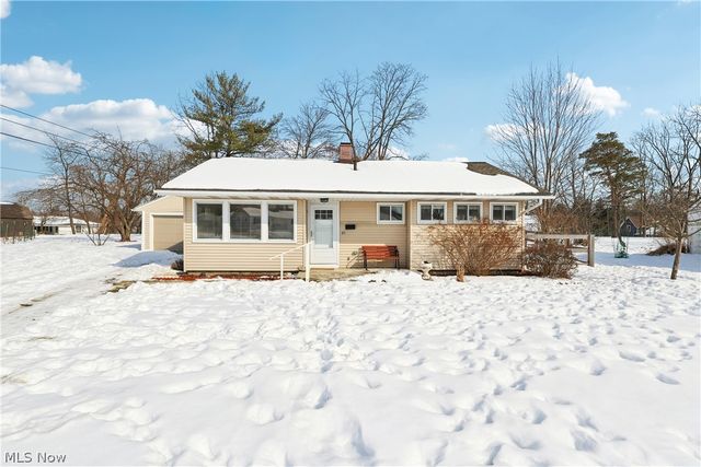 48 Gunnison Court, Medina, OH 44256