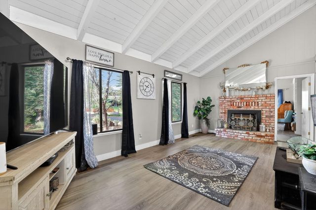 4280 Leisure Ln, Placerville, CA 95667