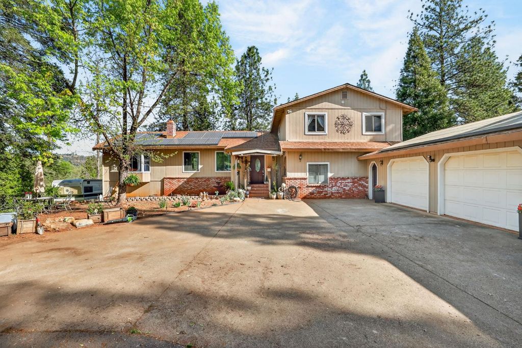 4280 Leisure Ln, Placerville, CA 95667