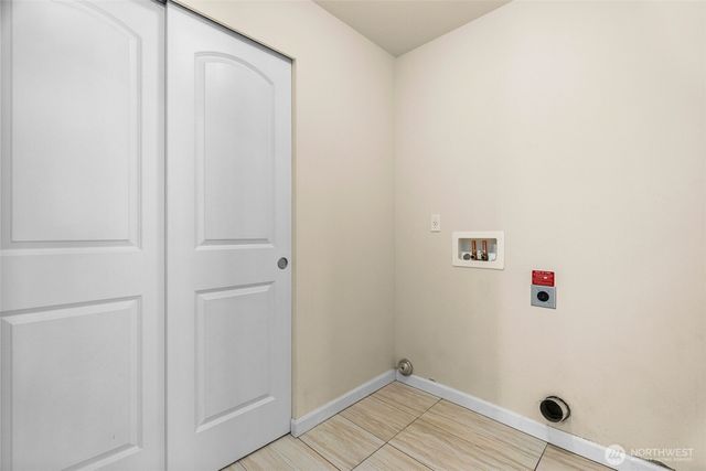 4218 Goldcrest Drive NW, Olympia, WA 98502