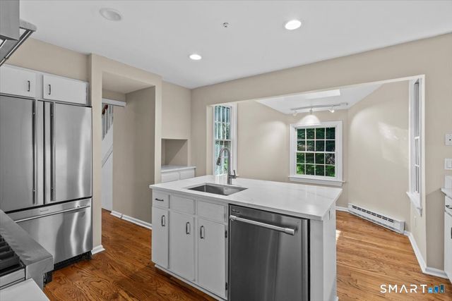 20 Long Hill Farm, Guilford, CT 06437