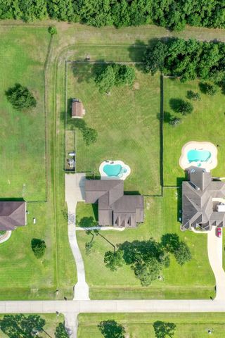 7219 Bayou Timber Drive, Alvin, TX 77511