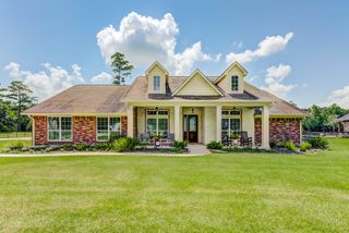 7219 Bayou Timber Drive, Alvin, TX 77511