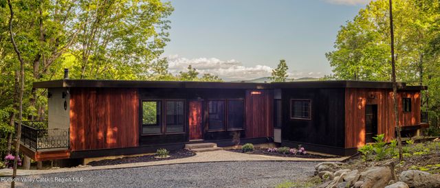 490 Old Route 82, Craryville, NY 12521