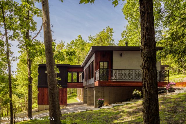 490 Old Route 82, Craryville, NY 12521