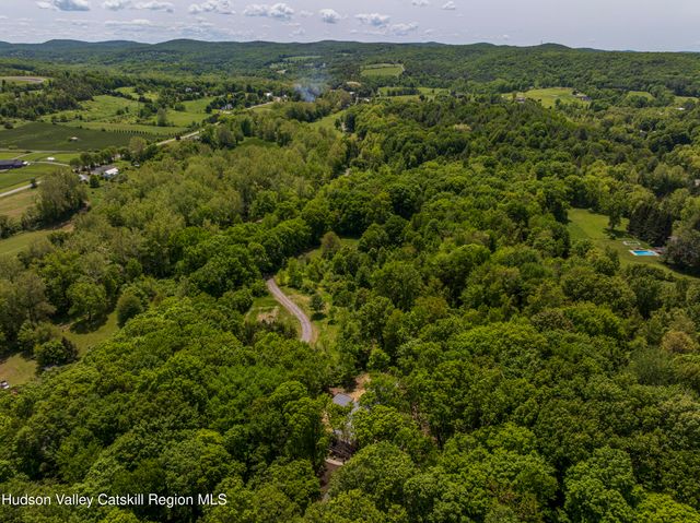490 Old Route 82, Craryville, NY 12521
