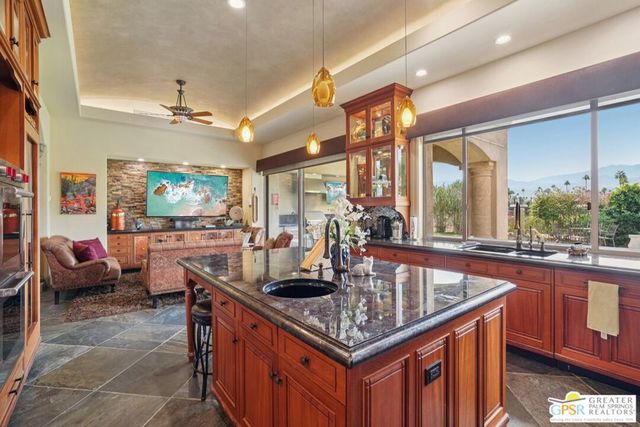 20 Clancy Lane, Rancho Mirage, CA 92270