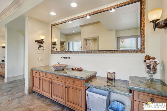 20 Clancy Lane, Rancho Mirage, CA 92270