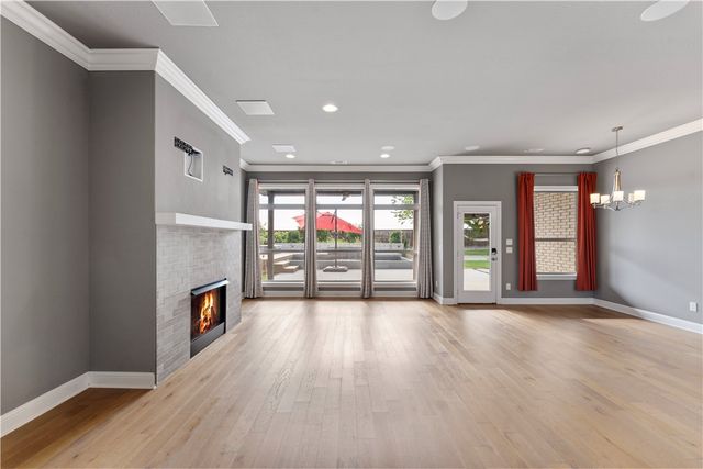 4409 SW Hollowbrook Street, Bentonville, AR 72713