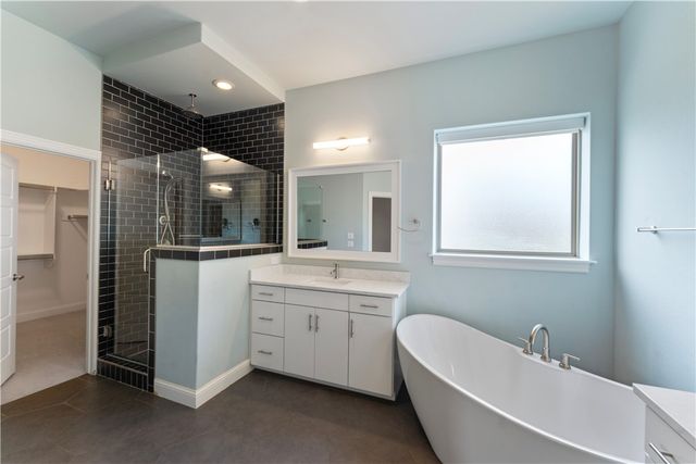 4409 SW Hollowbrook Street, Bentonville, AR 72713