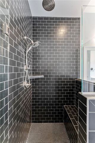 4409 SW Hollowbrook Street, Bentonville, AR 72713