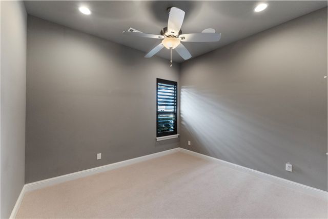 4409 SW Hollowbrook Street, Bentonville, AR 72713